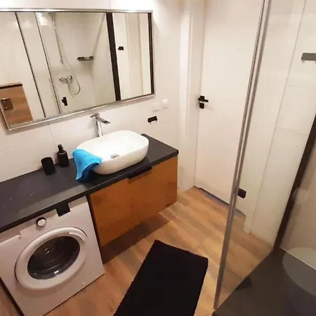 Casa vacanze With Sauna And Jacuzzi, Mielenko